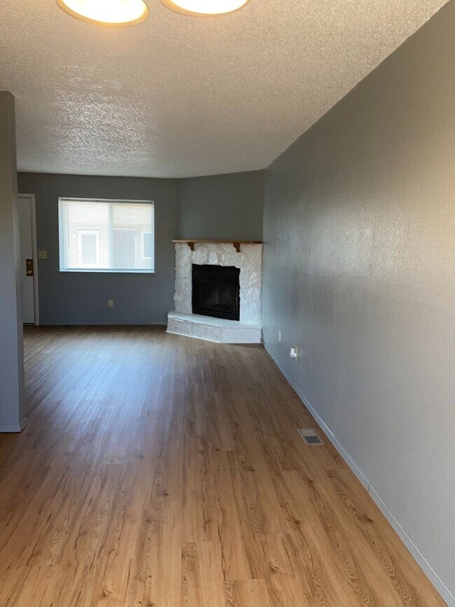 Foto del edificio - 3178 Starlight Cir