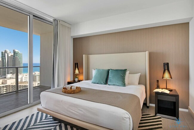 Foto del edificio - 4010 S Ocean Dr