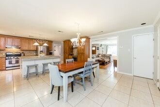 Building Photo - 8323 Lorrie Dr