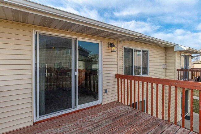 Deck - 1865 Goose Lake Cir