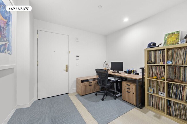 Building Photo - 1399 Park Ave