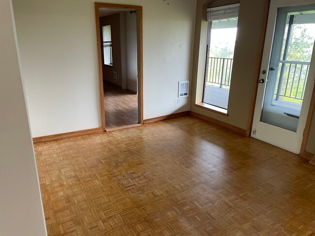 Sala de estar - 1916 W Riverside Ave