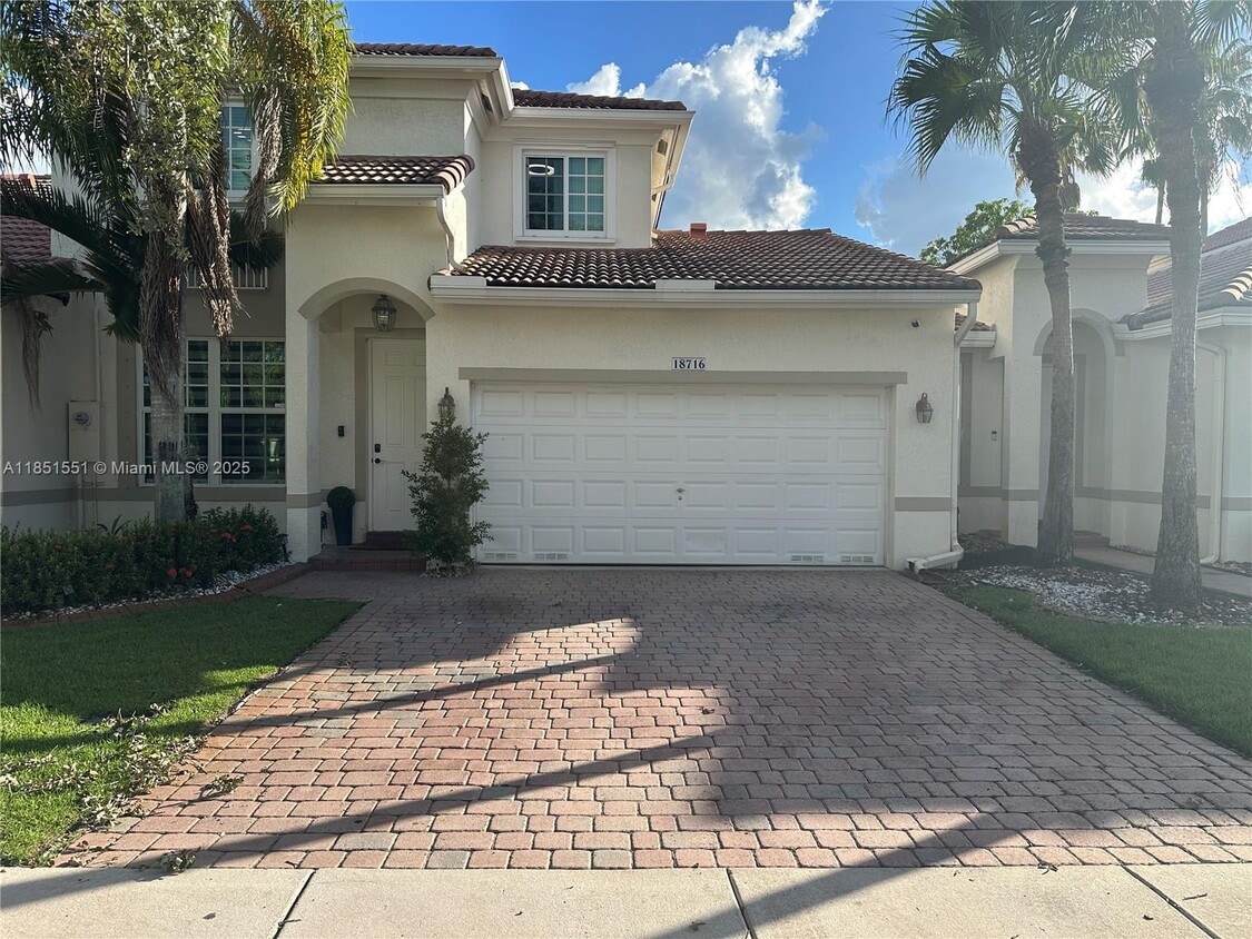 Primary Photo - 18716 SW 27th Ct