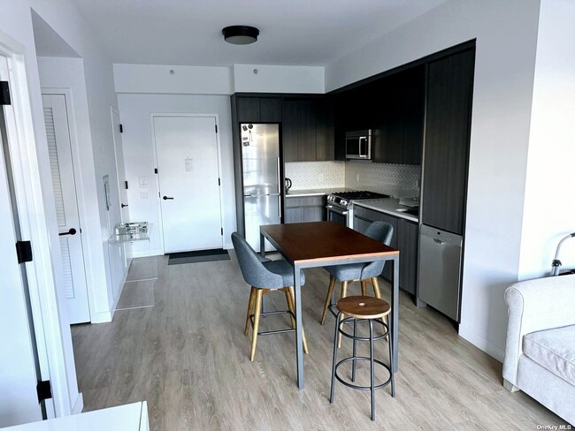 Foto del edificio - 3002-3039 39th Ave