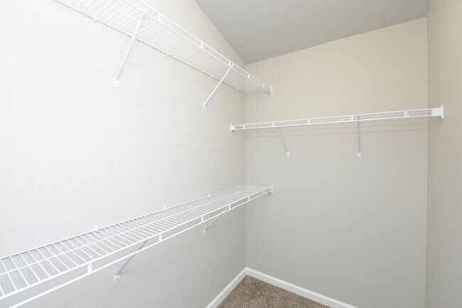 Foto del edificio - 1726 18th St N