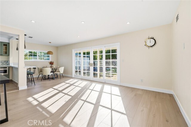 Foto del edificio - 9233 Swinton Ave