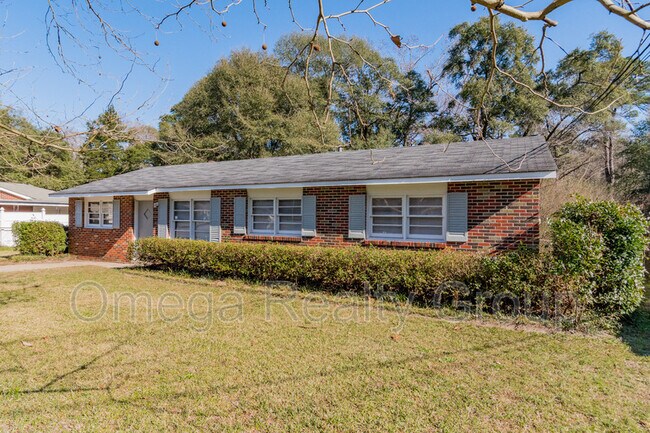 Building Photo - 117 Lee Cir