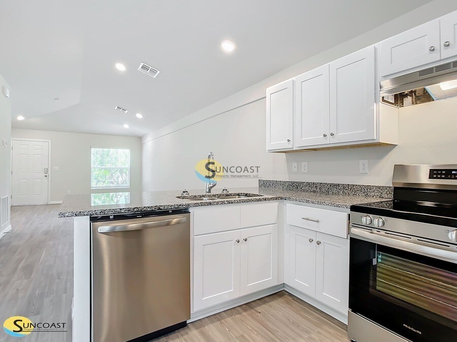Foto principal - 829 Hickory Ave