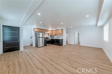 Foto del edificio - 10424 Graham Ave