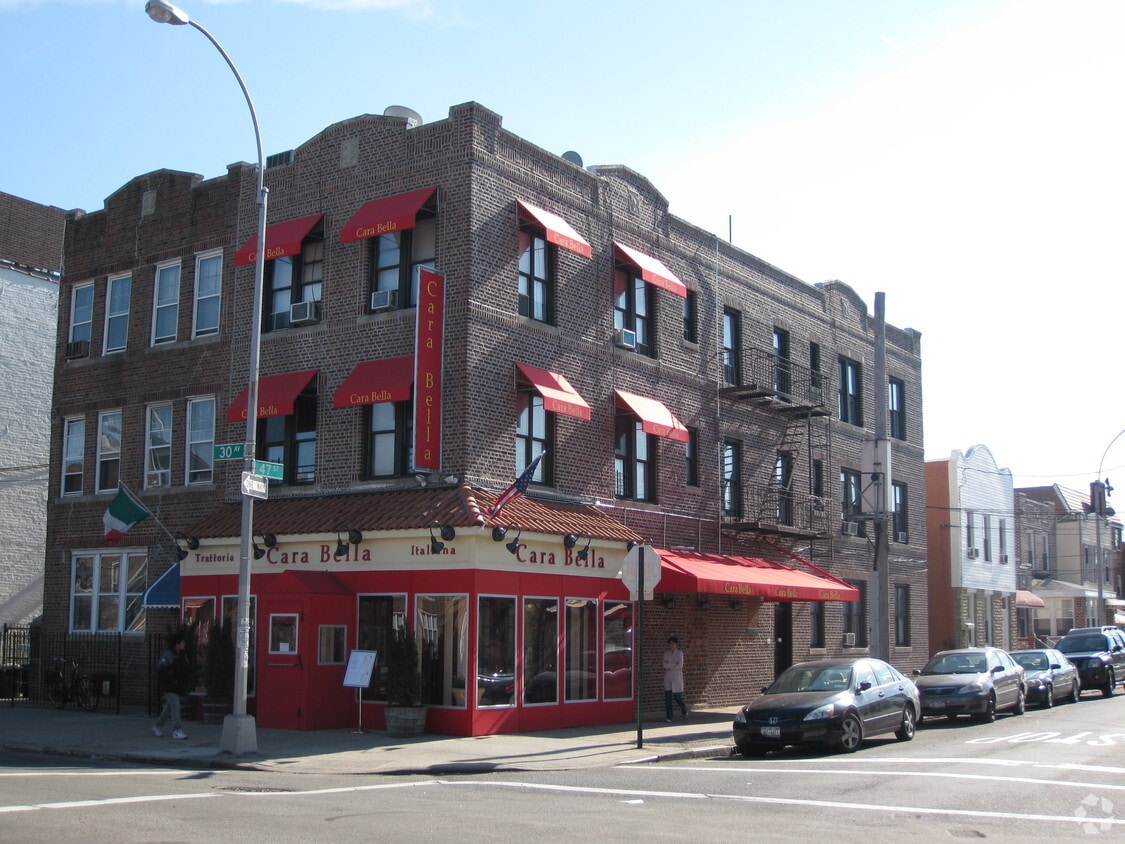 Building Photo - 47-04 30th Ave