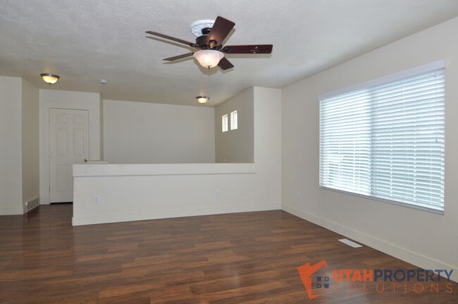 Foto del edificio - 4844 W Cold Springs Cir