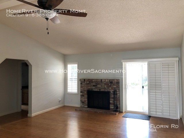Building Photo - Wonderful Oasis Ready To Be Your Next Home!