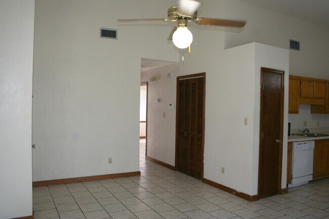 Foto del edificio - 431 Cactus St