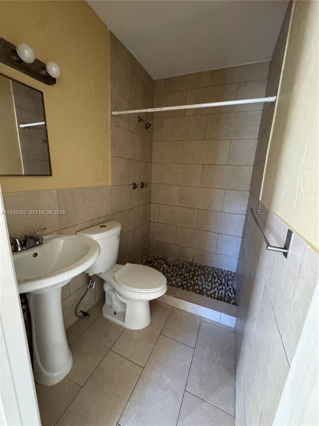 Foto del edificio - 4404 SW 22nd St