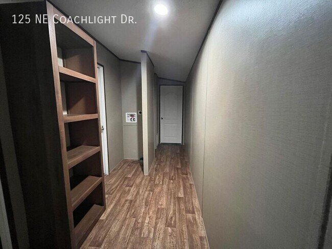 Foto del edificio - 125 Coachlight Dr