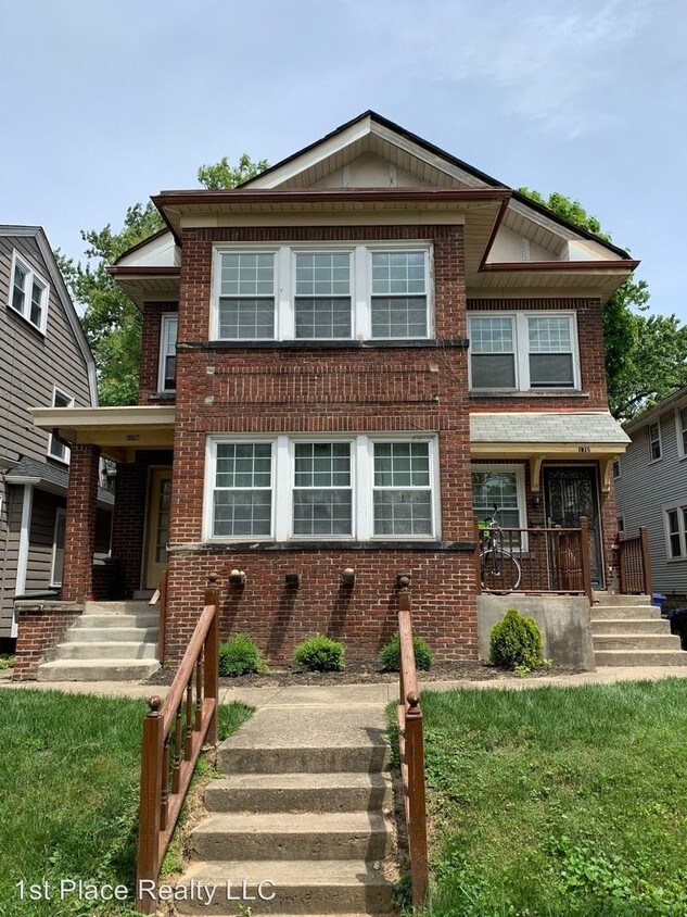 Foto principal - 176-1765 Clinton St