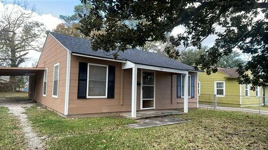 Building Photo - 425 Garland Ave