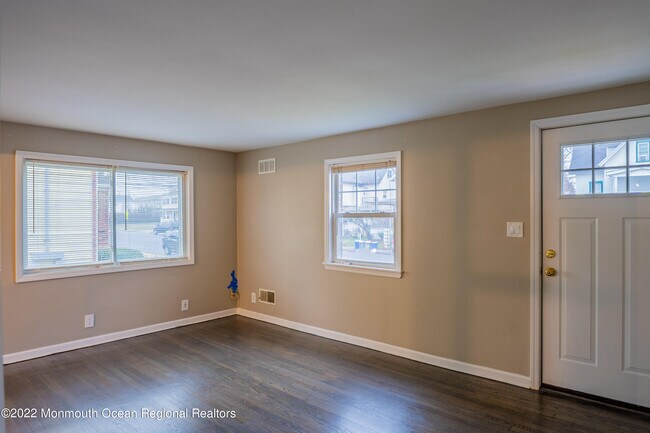 Foto del edificio - 47 Cottage Pl