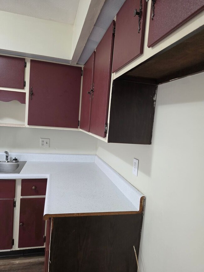 Foto del edificio - Charming, extremely clean 2 BR house in Shirley
