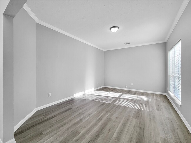 Foto del edificio - 11902 Cottonwood Ln