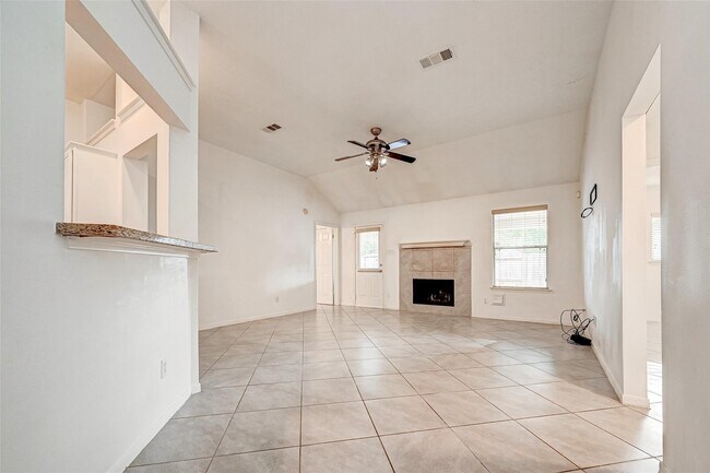Foto del edificio - 2911 Killdeer Ln