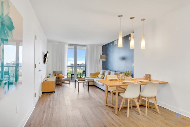 Foto del edificio - 2602 E Hallandale Beach Blvd