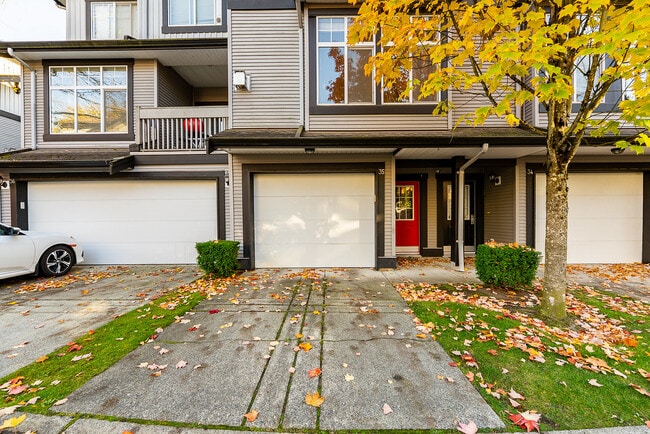 Photo du bâtiment - 18828-18869 69 Ave