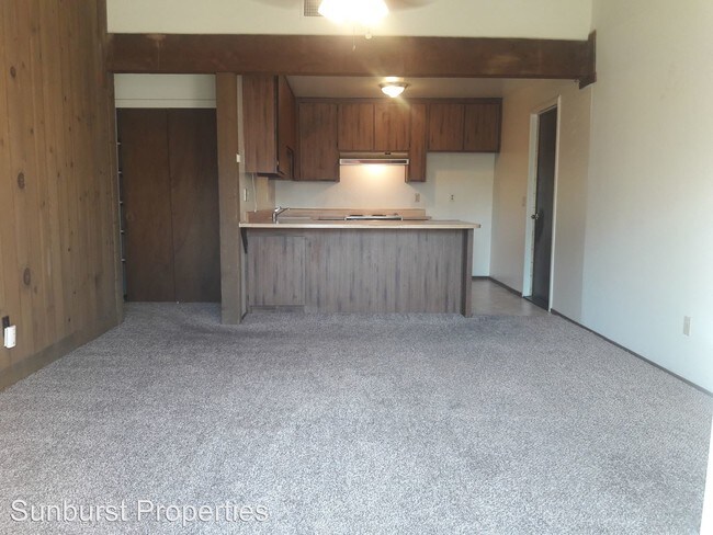 Building Photo - 7801-7803 Serrano Ct