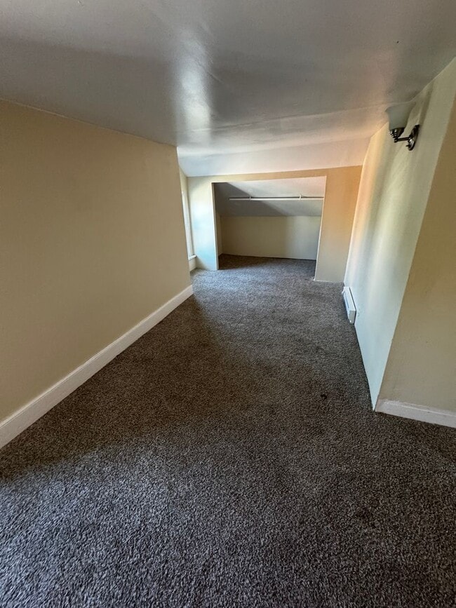 Building Photo - 41 N 10th St