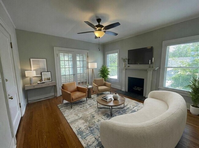 Foto del edificio - 2114 W Dekle Ave