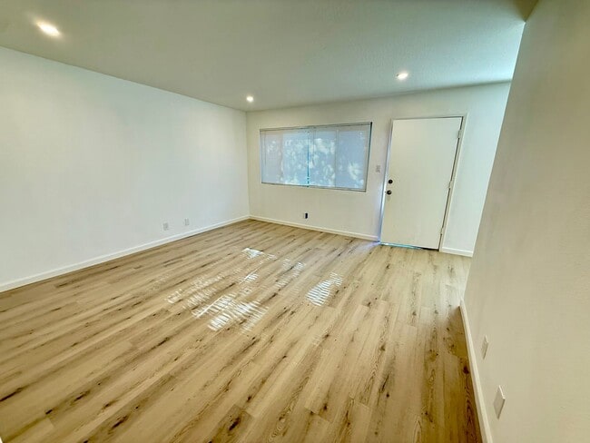 Foto del edificio - 153 (540 Coombs)