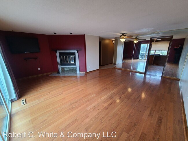 Foto del edificio - 2 br, 2.5 bath House - 260 Skyview Drive