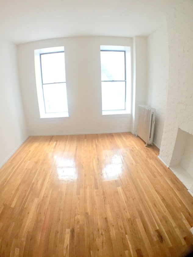 Primary Photo - 351 W 47th St