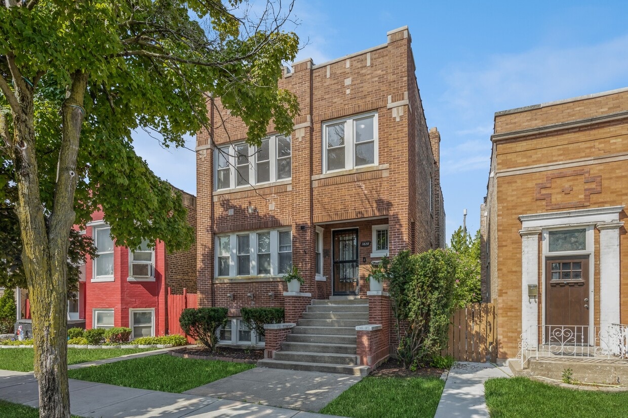 Foto principal - 1830 S Central Ave