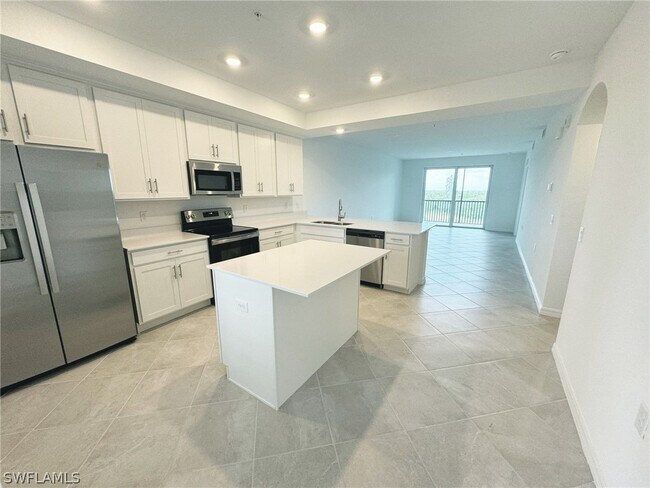 Foto del edificio - 14141 Heritage Landing Blvd
