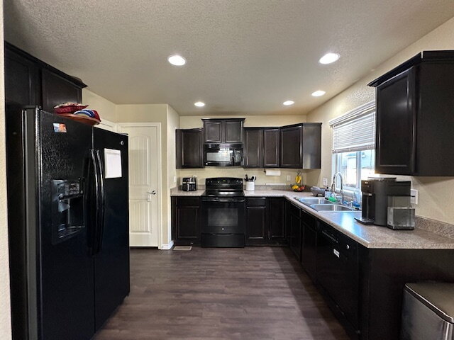 Foto del edificio - Beautiful Home Near Military Base in Lorson Ranch For Rent