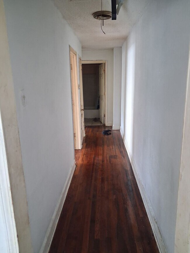 Foto del edificio - 166 Eastview Dr