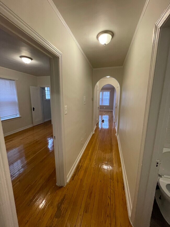 Building Photo - 4651 N Elston Ave
