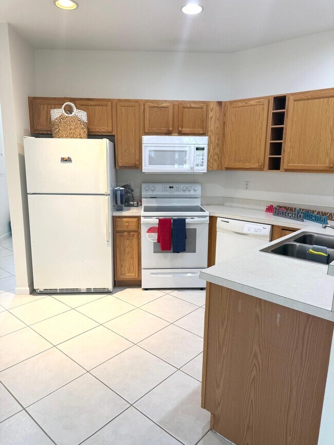 Foto del edificio - 8239 Mulligan Cir