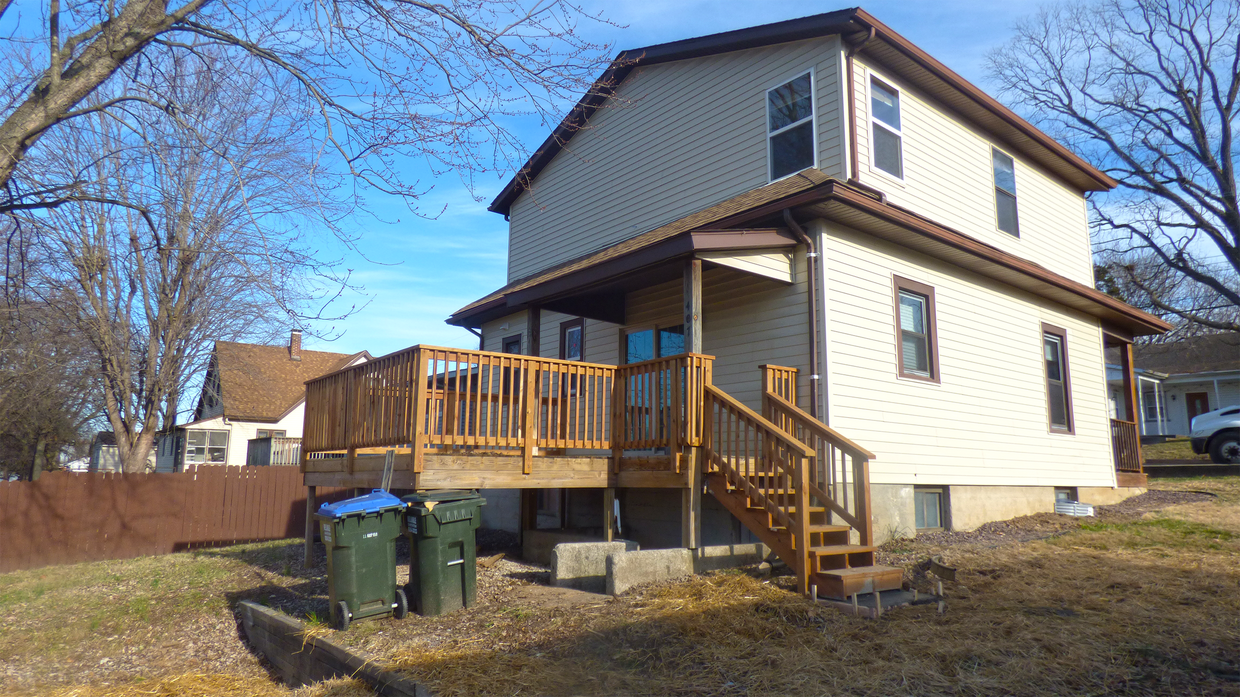Primary Photo - 407 S Riebeling St