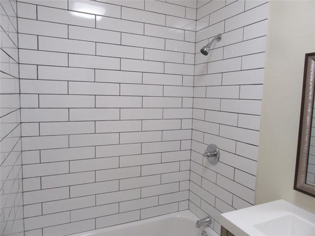 Foto del edificio - 5602 Tremont St