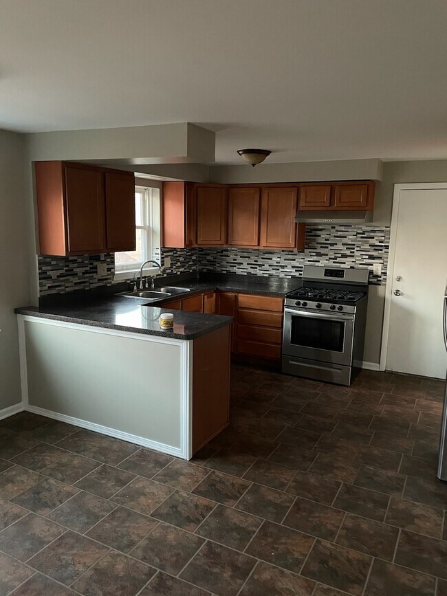 Foto del edificio - 12242 S McDaniels St