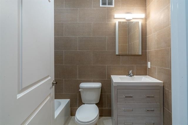 Foto del edificio - 170 Webster Ave