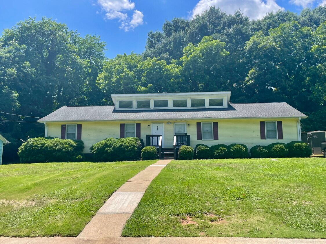 Foto principal - 425 Lexington Heights