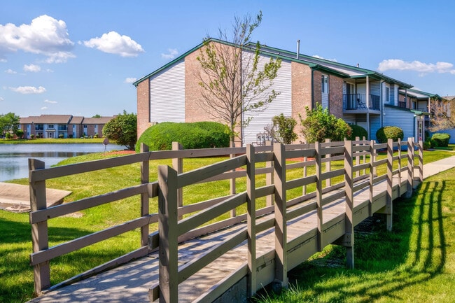 Well-Maintained Grounds - Port Crossing Apartments - Port Crossing Apartments