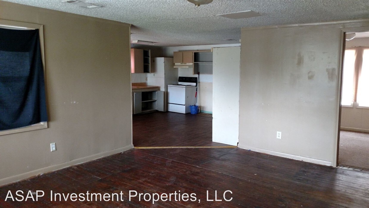 Foto del edificio - 3 br, 1 bath House - 3207 Emrich