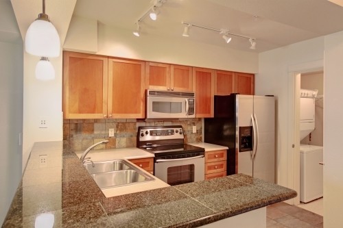 Building Photo - Ballard Place Condominiums - 1 bedroom
