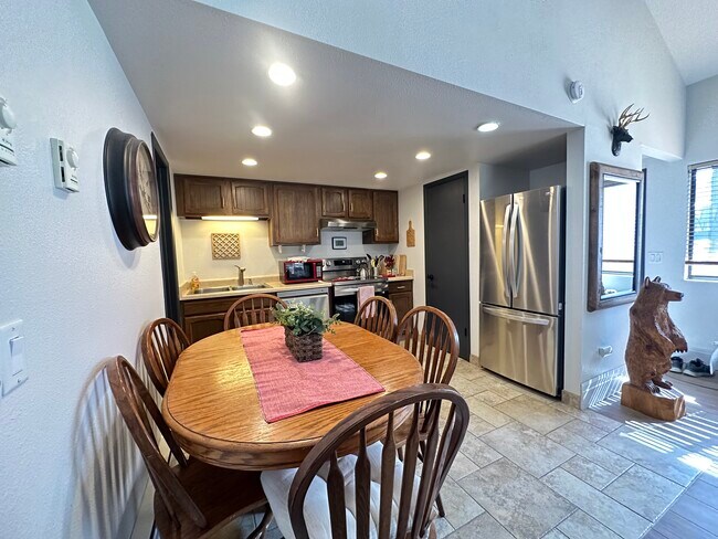 Foto del edificio - 2025 Canyons Resort Dr