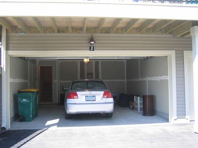 Building Photo - 2479 121st Cir NE