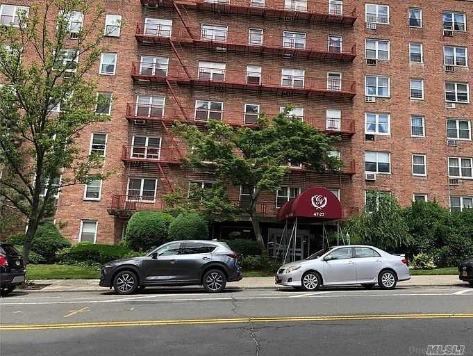 Foto principal - 47-27 Little Neck Pkwy